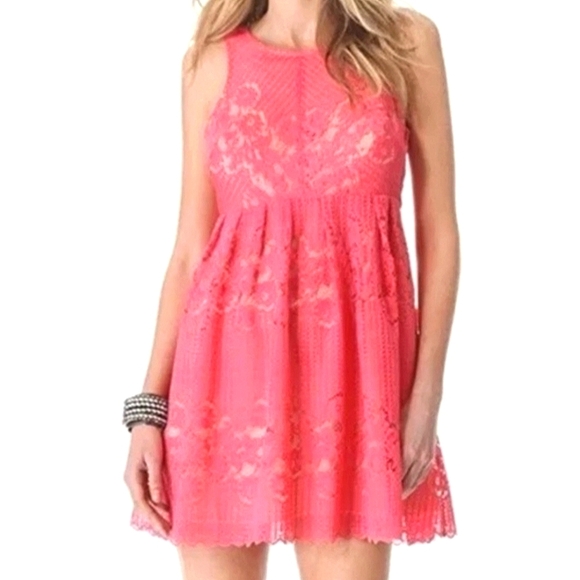 Free People Rocco Coral Lace Fit & Flare Mini Dress Open Back Sleeveless Sz 6 - Picture 2 of 16